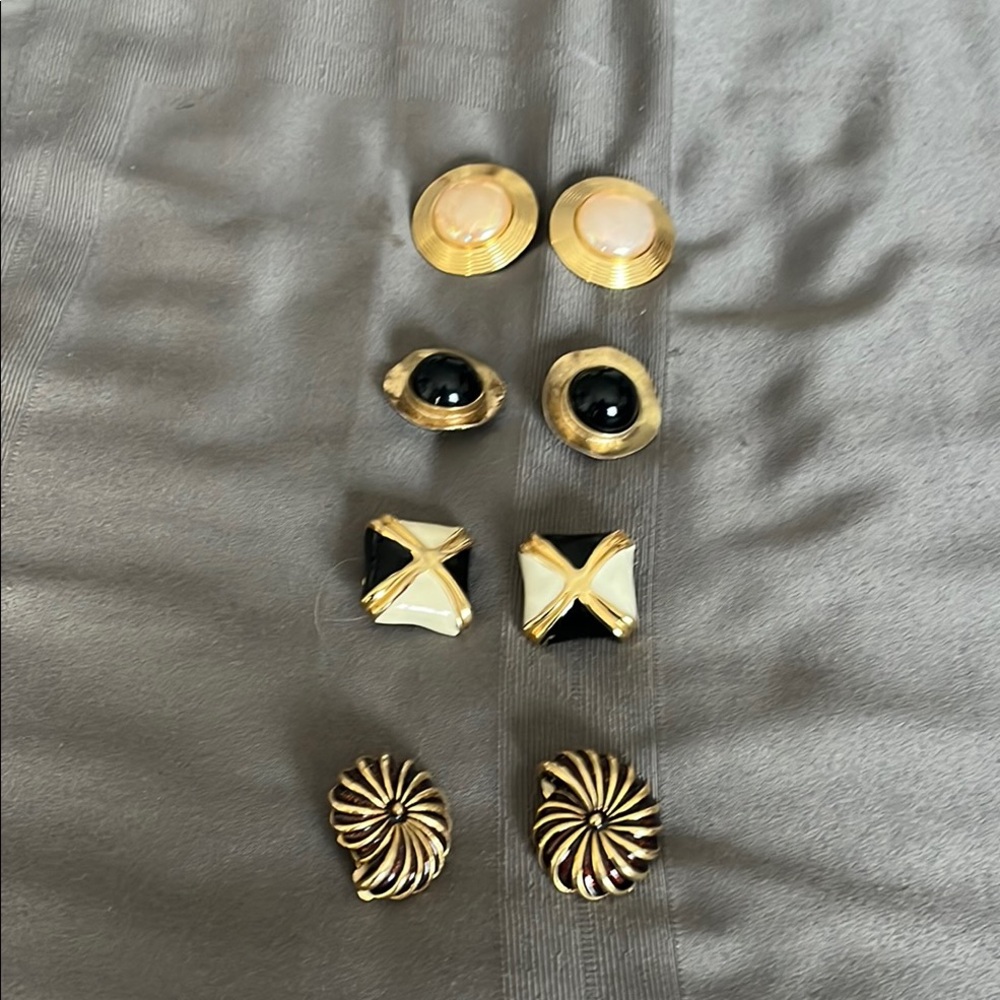 Clip on earrings is set of 4